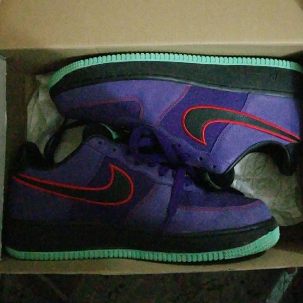 NIKE AIR